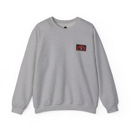 Filipino Strength Mangangso Na Pinoy Filipino Hunter Vintage Design 90s New Print Unisex Heavy Blend™ Crewneck Sweatshirt